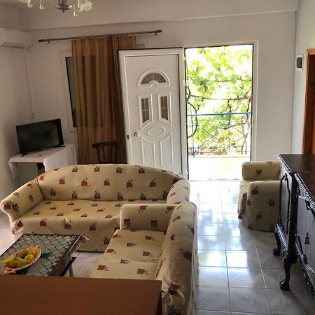 Dina House Apartment Himare Exterior photo
